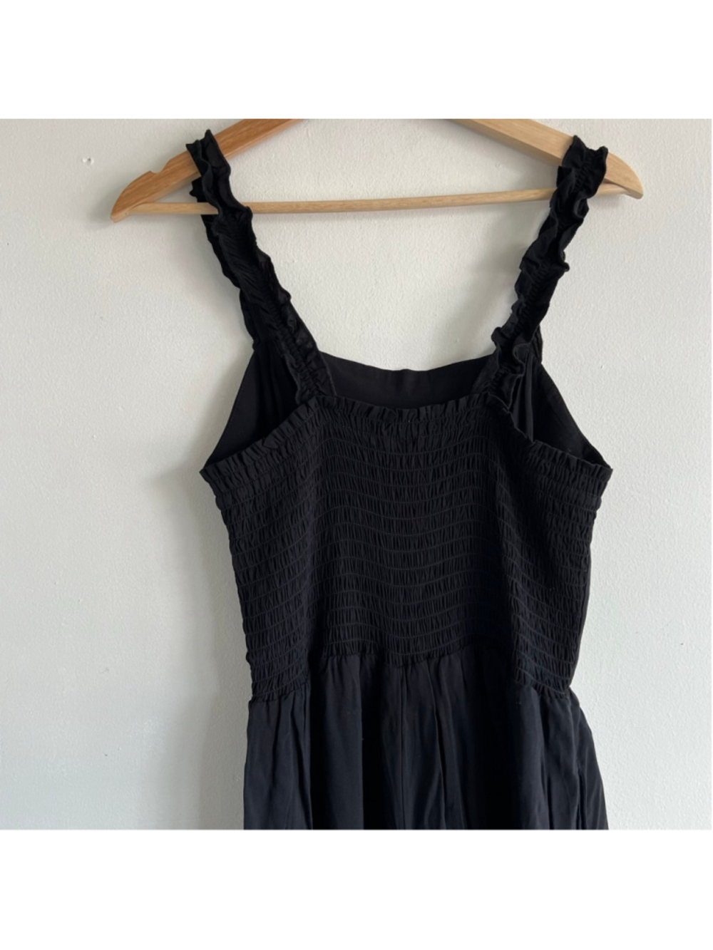 NWT Gibsonlook Black Smocked Ruffle Strap Maxi Dress M